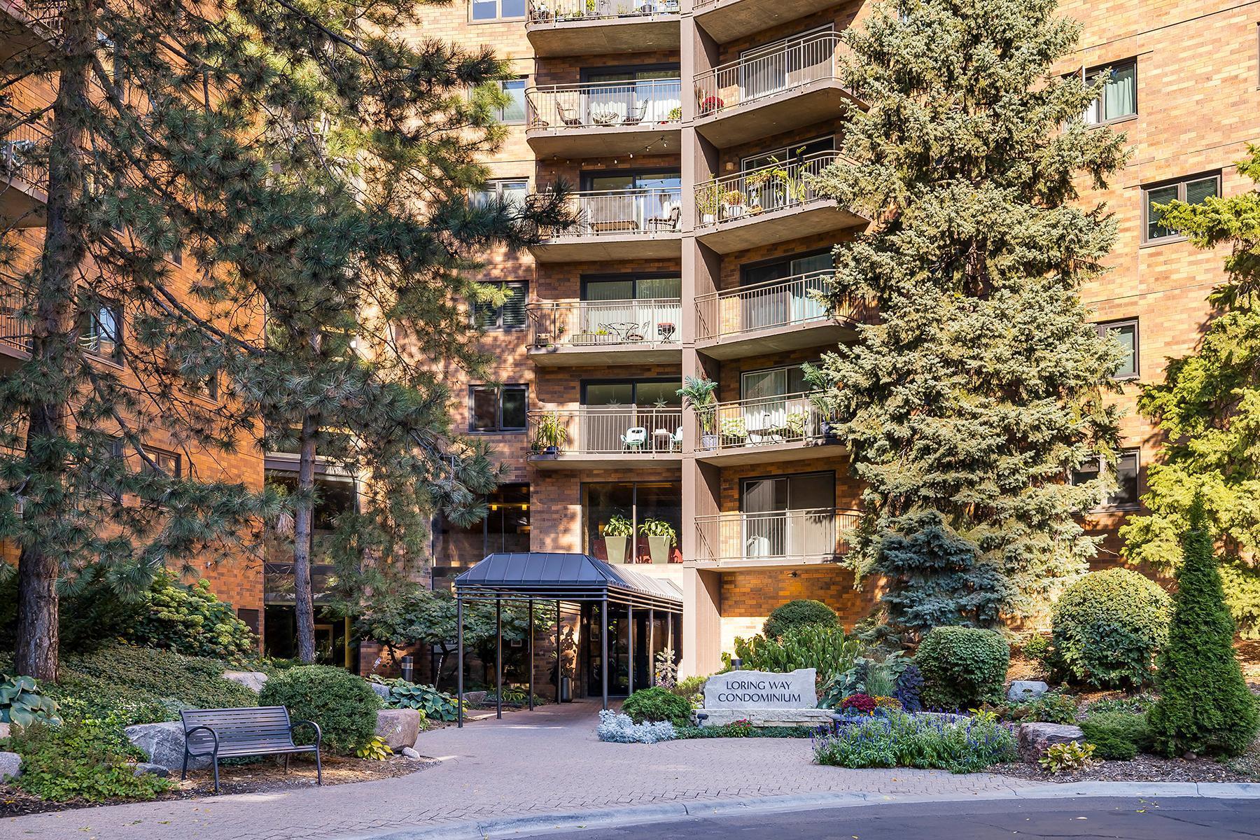 210 W Grant Street 613