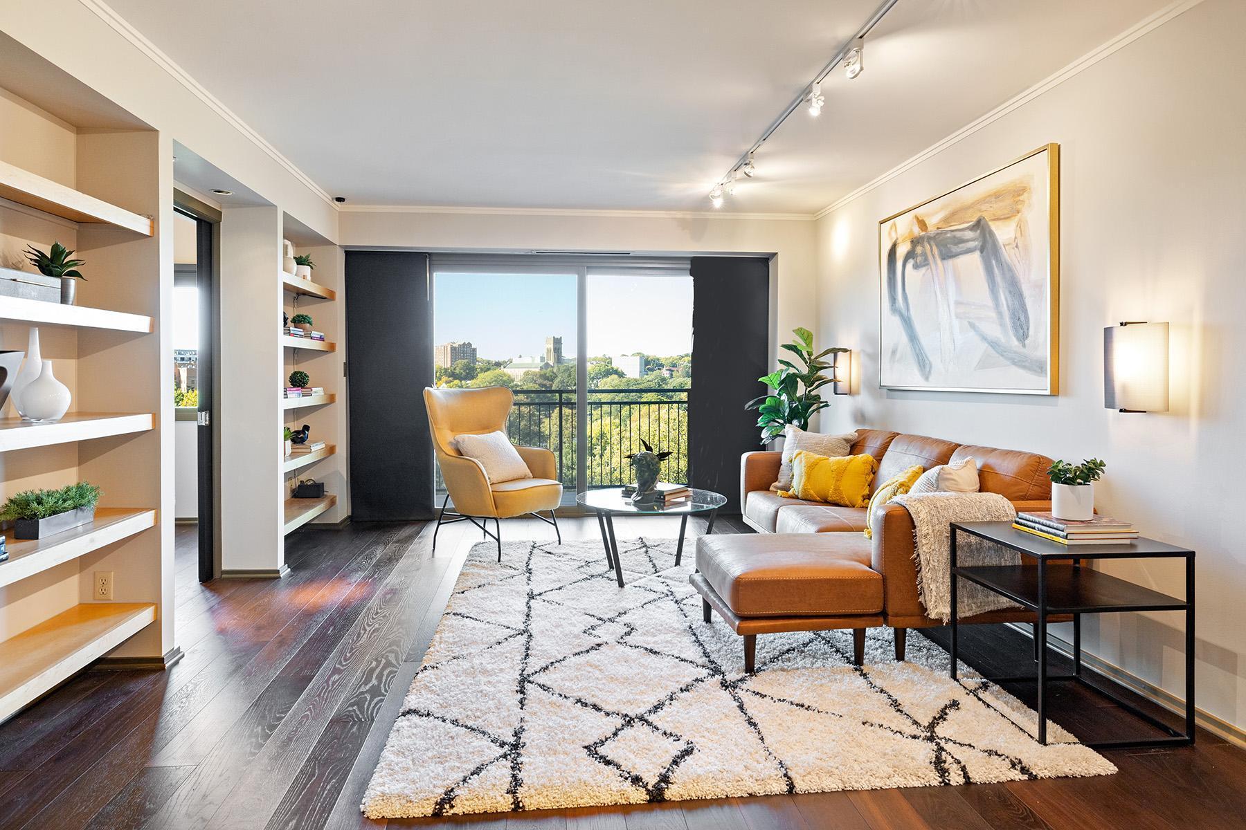 210 W Grant Street 613