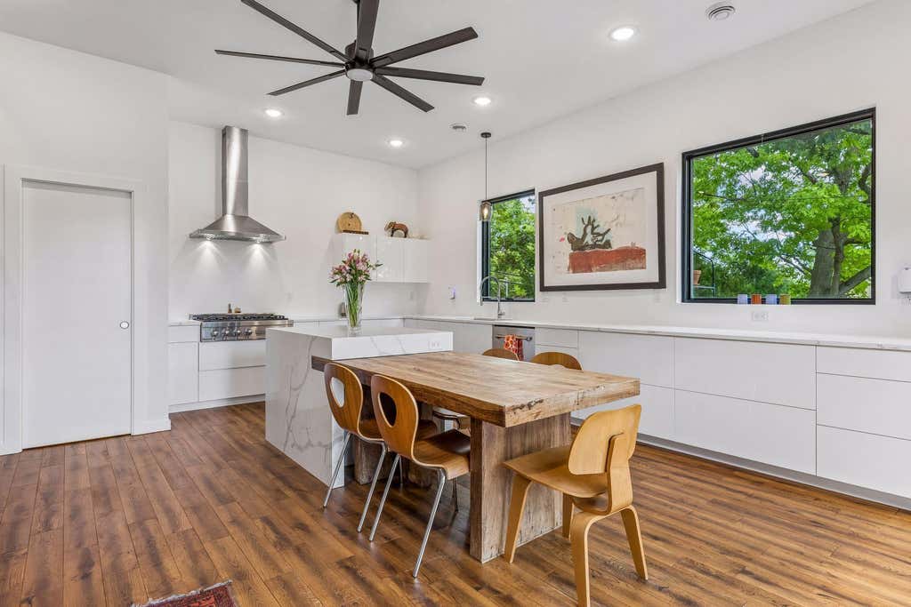 Photo of 1955 Drew Avenue S, Minneapolis, MN 55416 (MLS # 7043712)