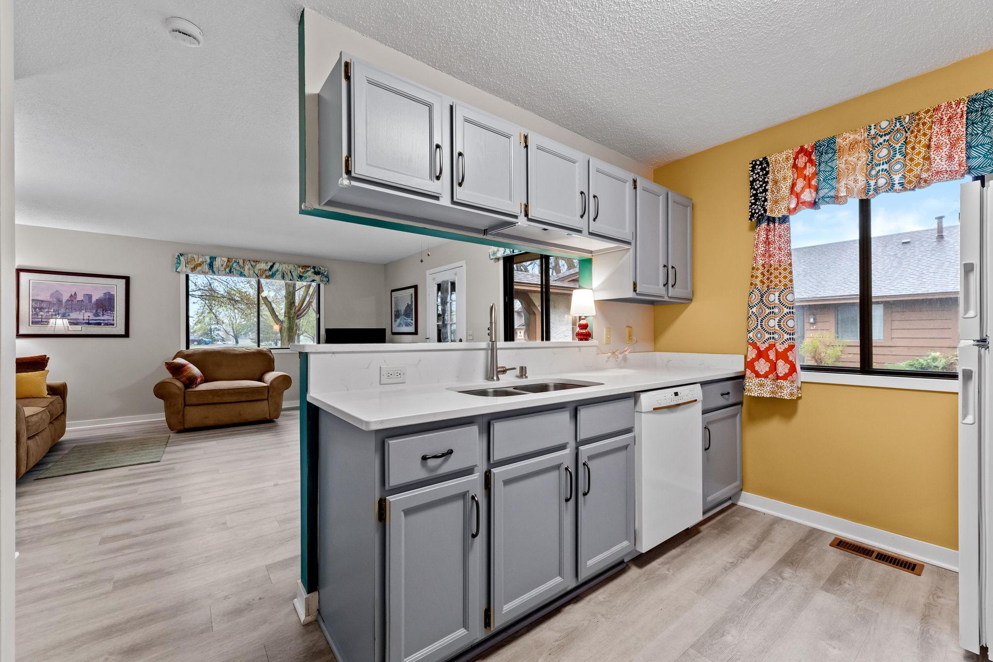 12542 Alder Street NW