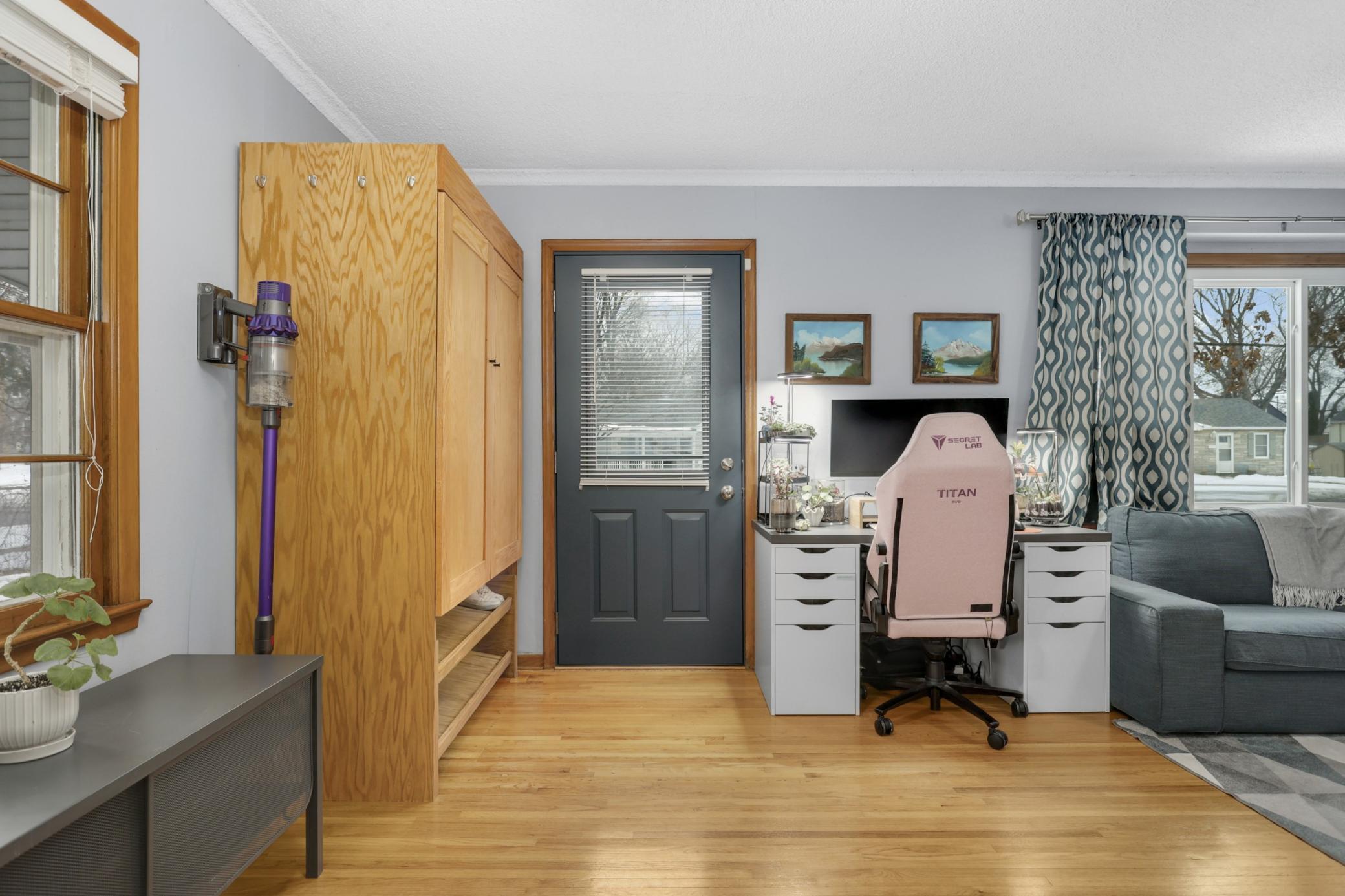 6617 Thomas Avenue S