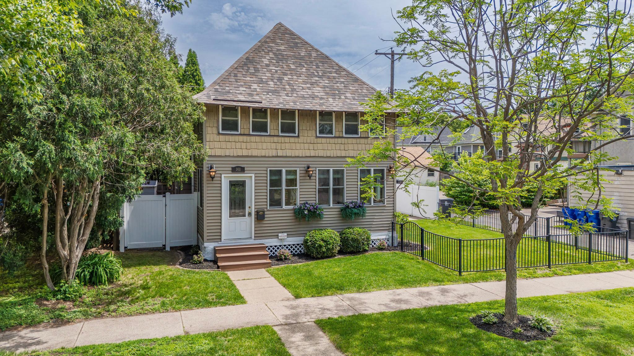 148 Wilder Street N