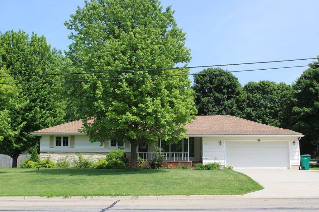 Photo of 200 N Adams Street, Elkton, MN 55933 (MLS # 7083298)