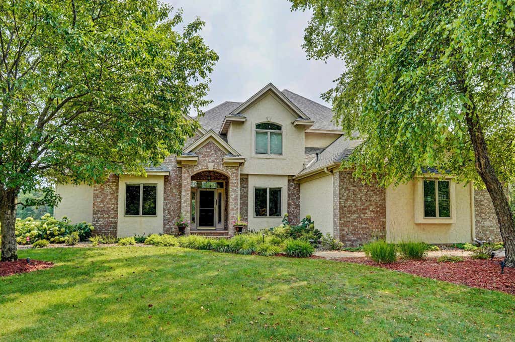 Photo of 4700 McDonald Dr Place N, Stillwater, MN 55082 (MLS # 7113987)
