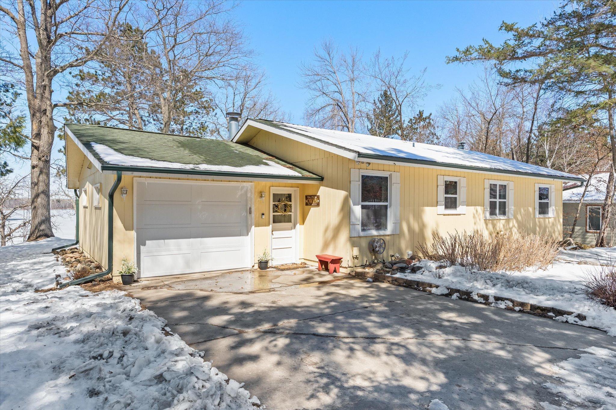 1736 S Agate Shore Drive SW