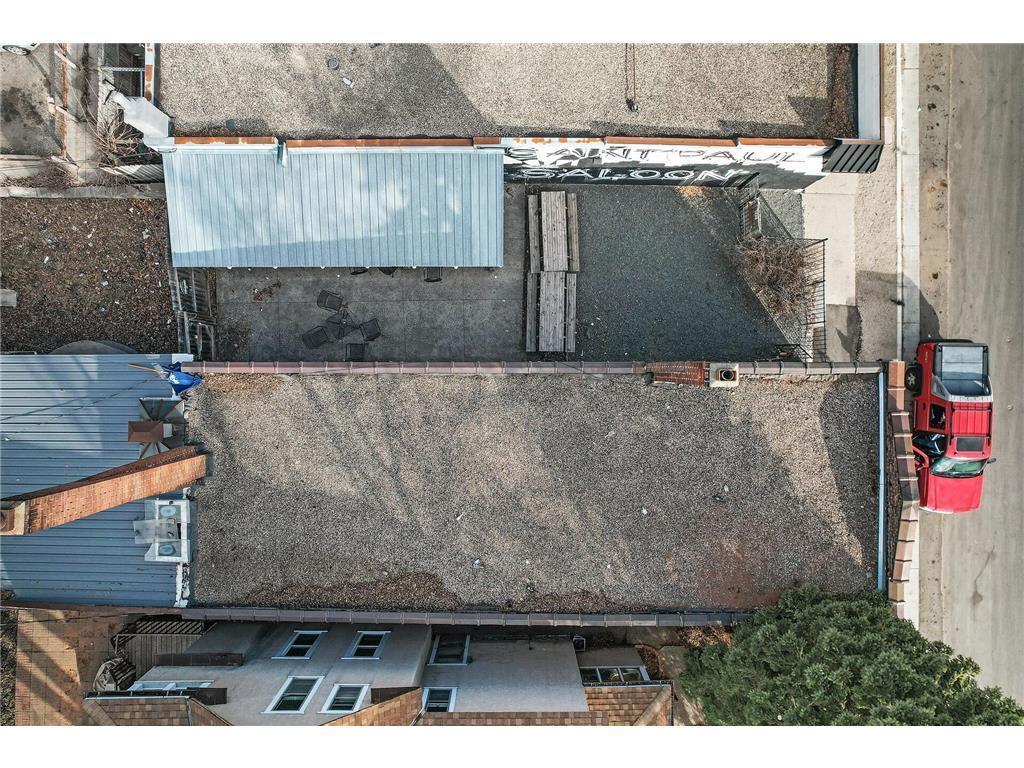 1039 Hudson Road