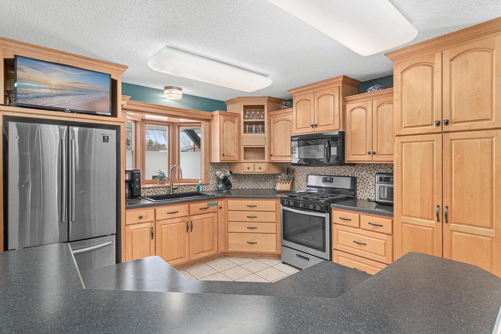 Photo of 7809 119th Avenue N, Champlin, MN 55316 (MLS # 7020008)