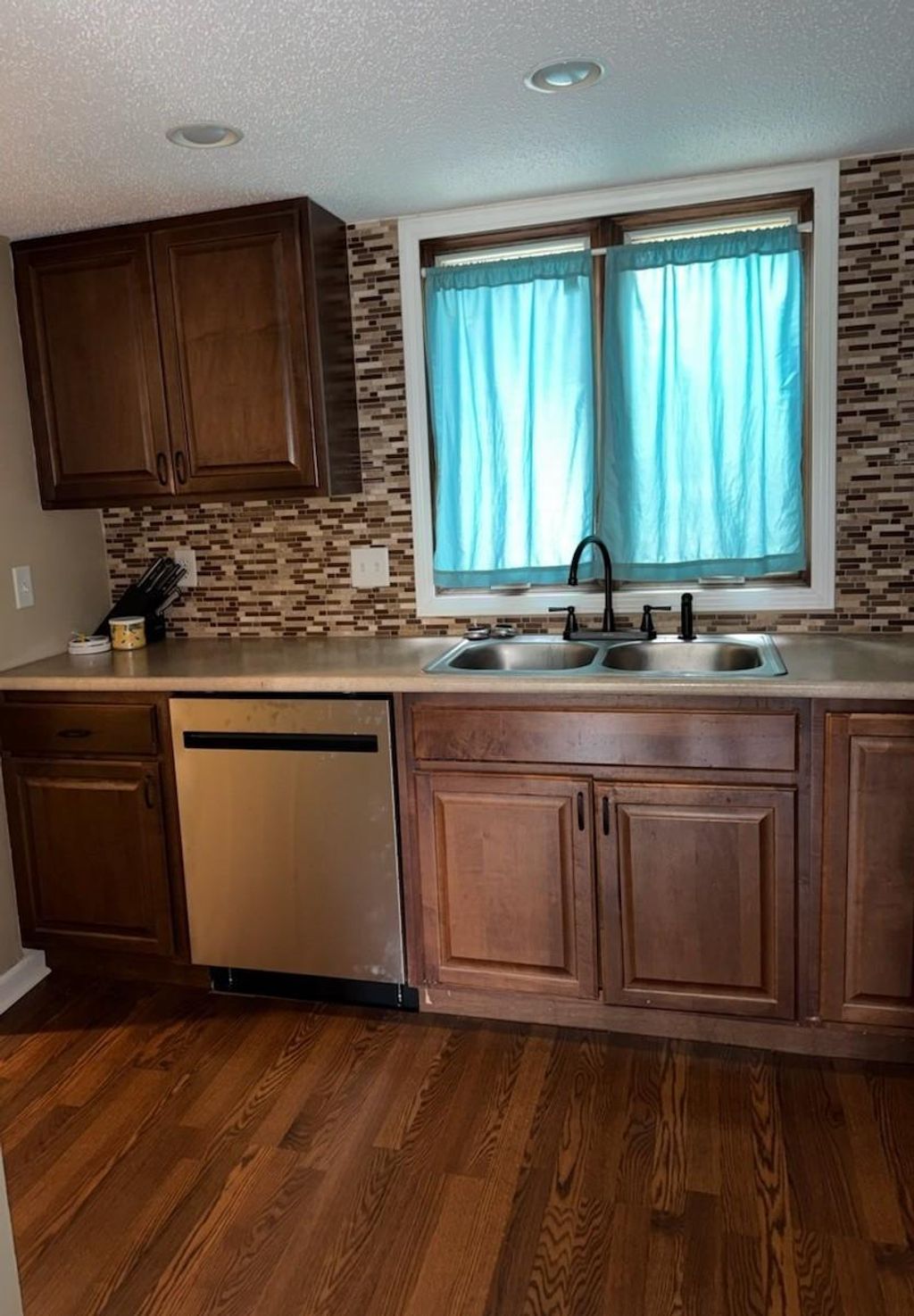 Photo of 7831 89th Avenue N, Brooklyn Park, MN 55445 (MLS # 7083160)