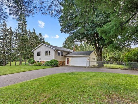 3736 Centerville Road Vadnais Heights MN 55127