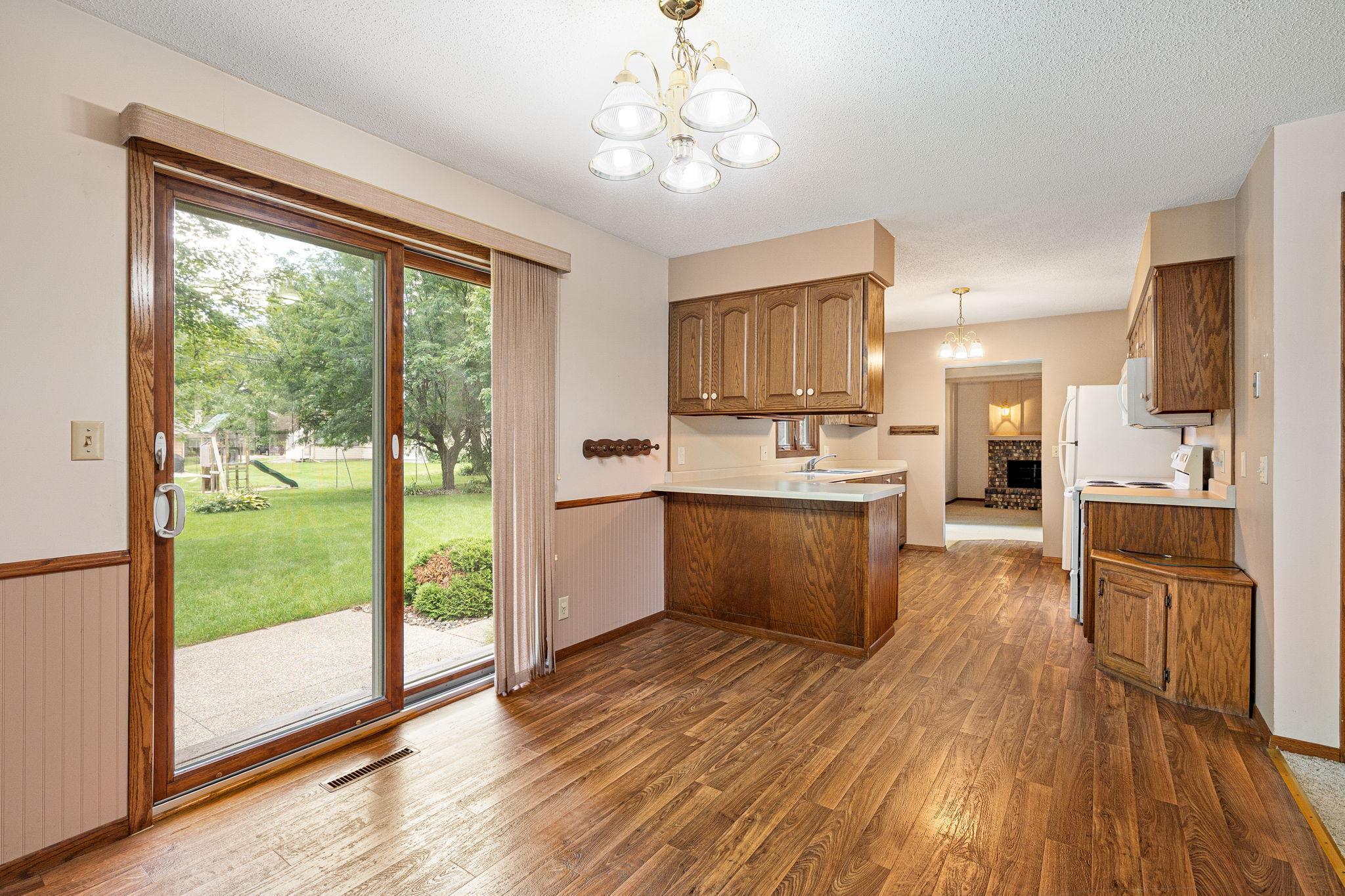 Owatonna, Minnesota 55060, United States, 3 Bedrooms Bedrooms, ,2 BathroomsBathrooms,Residential,Active,197362