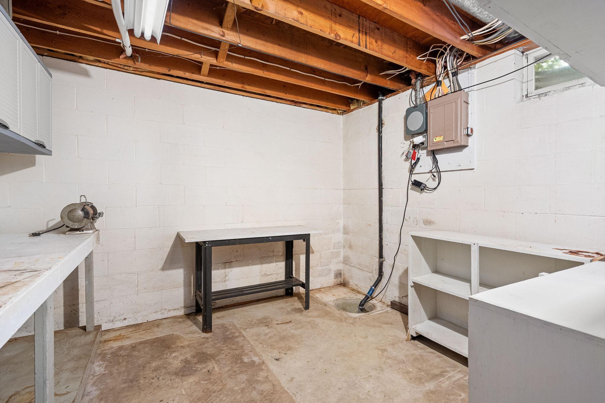 Owatonna, Minnesota 55060, United States, 3 Bedrooms Bedrooms, ,2 BathroomsBathrooms,Residential,Active,197362