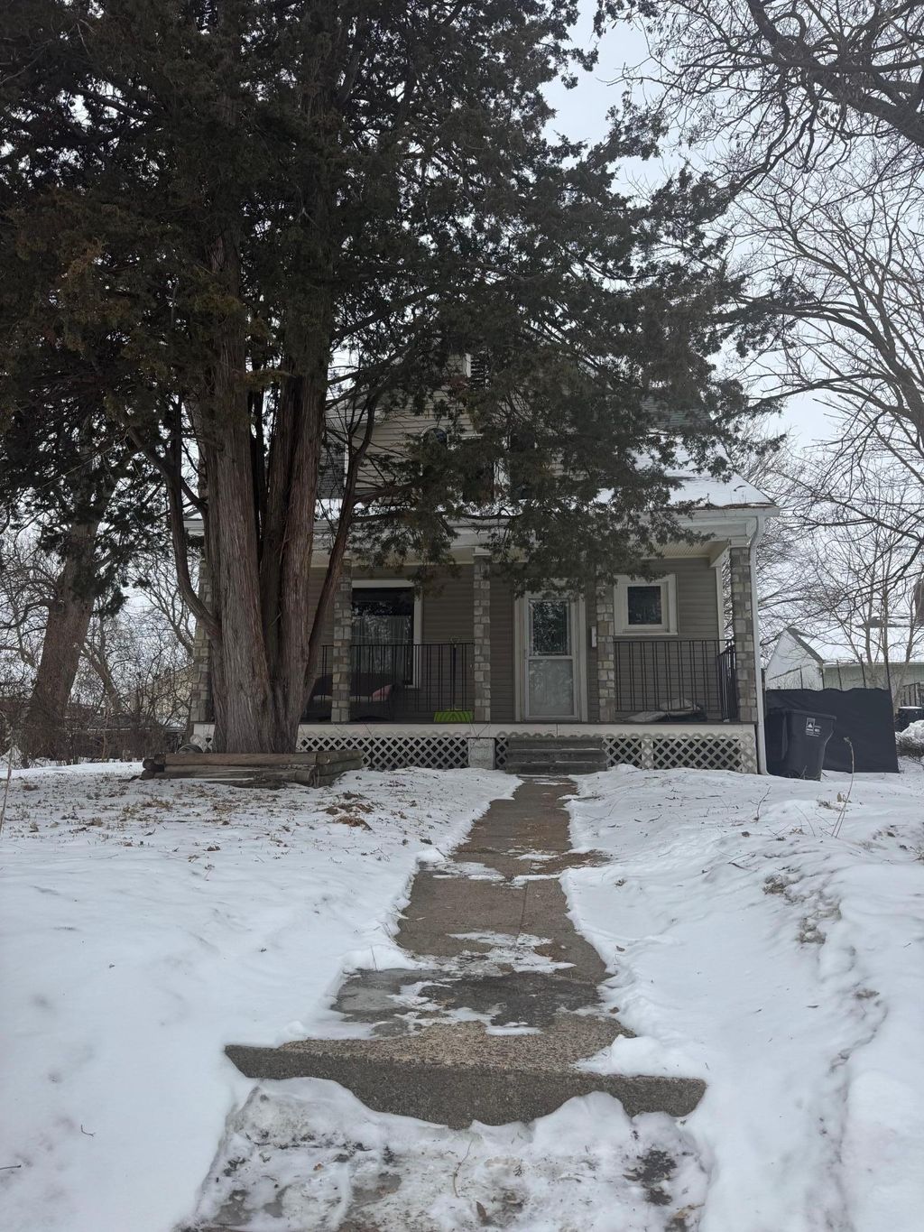 Photo of 1187 Dale Street N, Saint Paul, MN 55117 (MLS # 7017472)