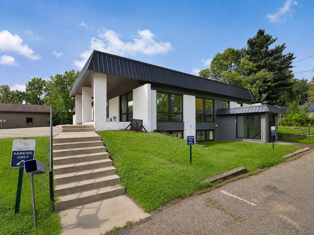 Photo of 415 Barclay Avenue, Pine River, MN 56474 (MLS # 7134124)