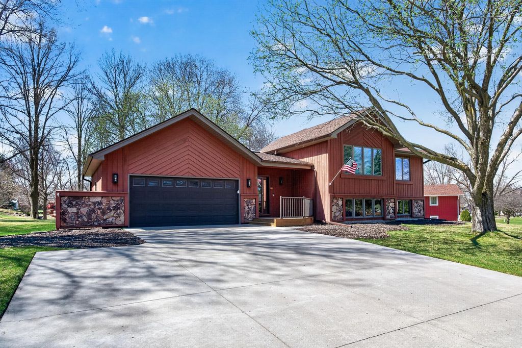 Photo of 4615 Deerwood Lane N, Plymouth, MN 55442 (MLS # 7056402)