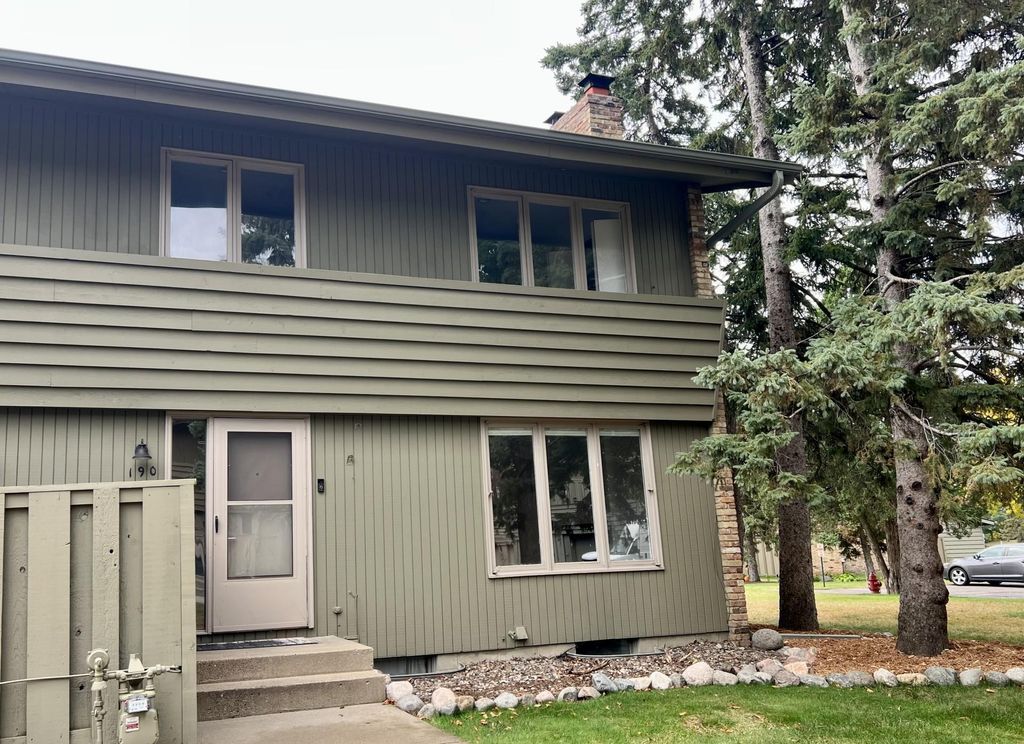 Photo of 190 Windsor Lane, New Brighton, MN 55112 (MLS # 6806300)