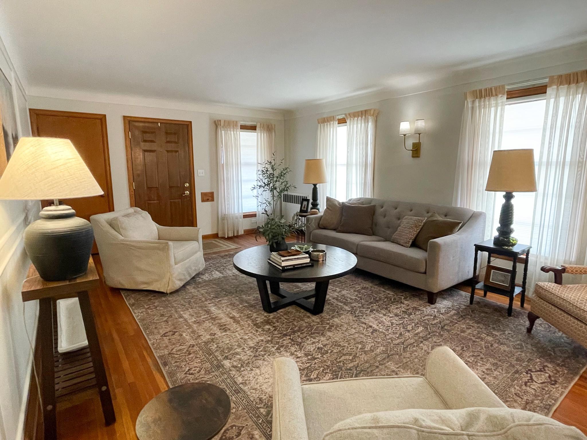 424 Hamline Avenue S