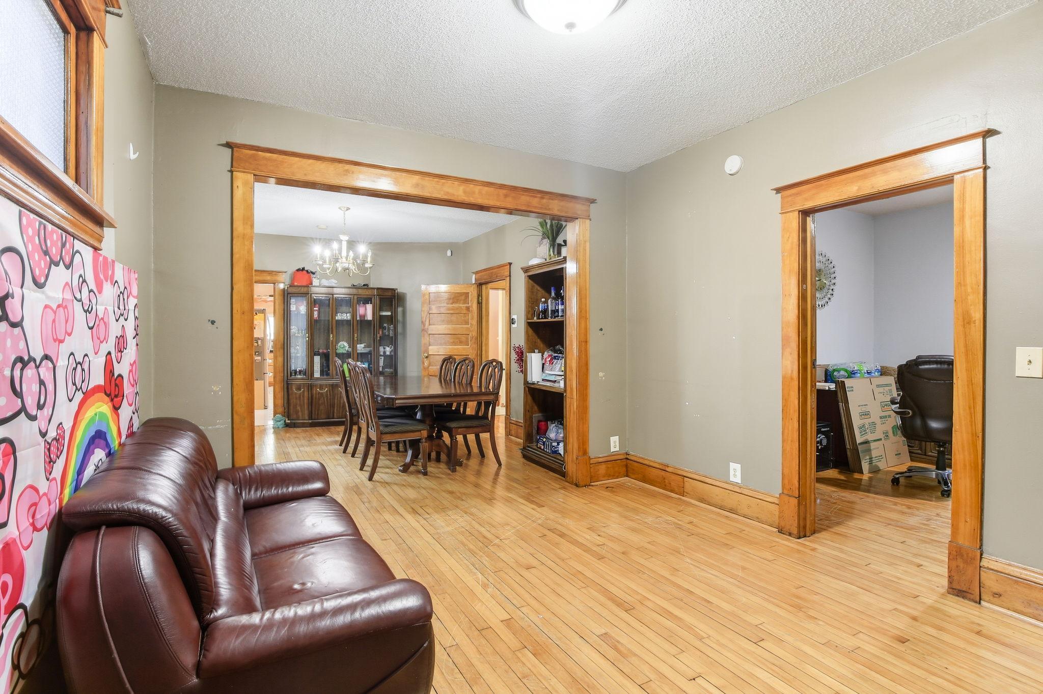 846 Sherburne Avenue