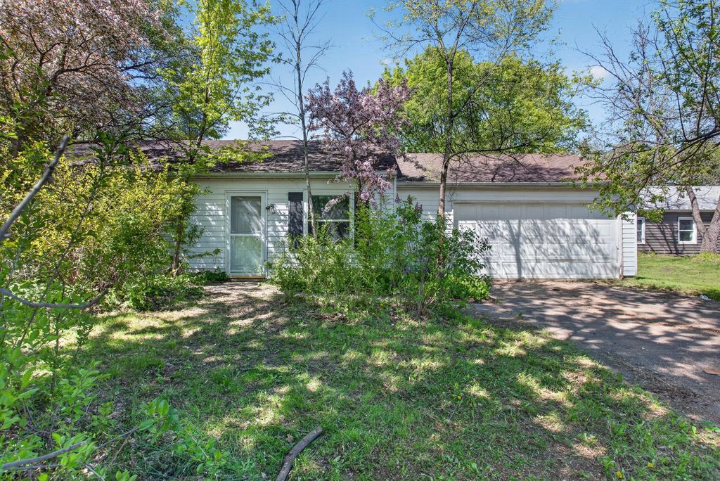 Photo of 15105 Dunbar Court, Apple Valley, MN 55124 (MLS # 7070116)