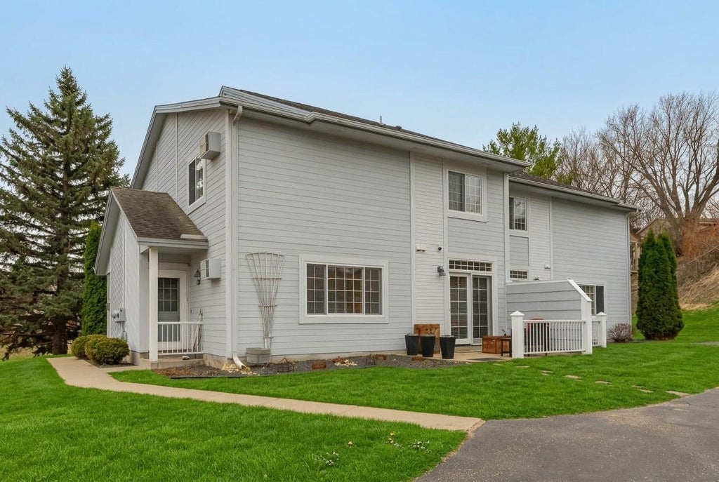 Photo of 272 Zumbro Drive NW, Rochester, MN 55901 (MLS # 7167207)