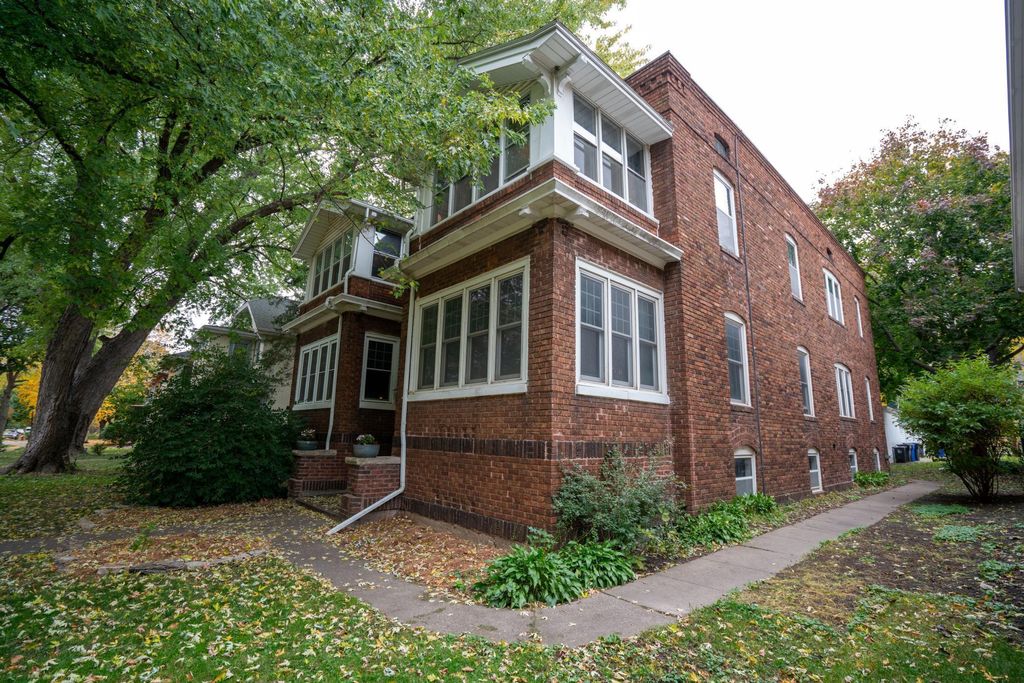 Photo of 1879 Portland Avenue #3, Saint Paul, MN 55104 (MLS # 6813282)
