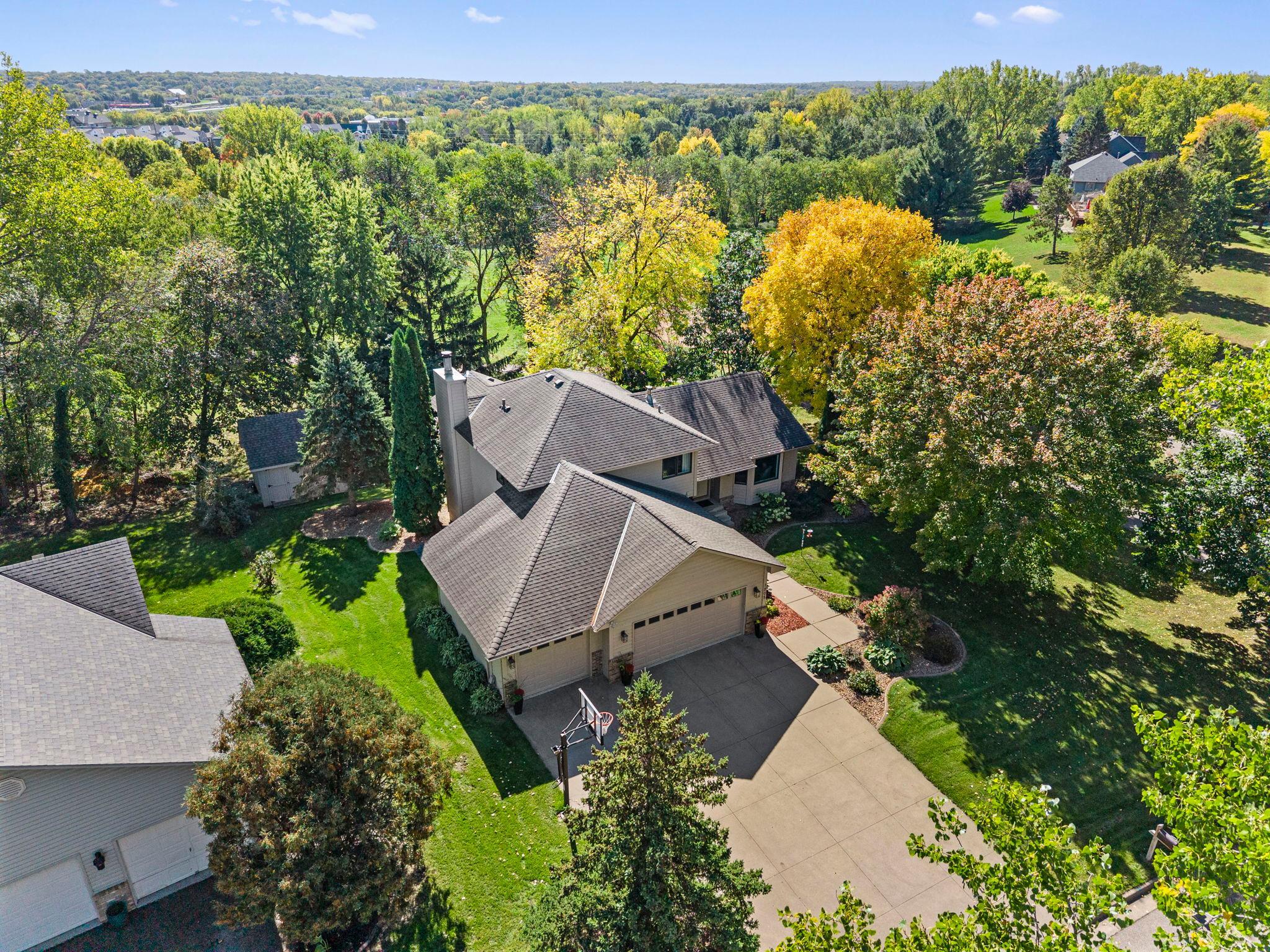 1205 Hilloway Circle