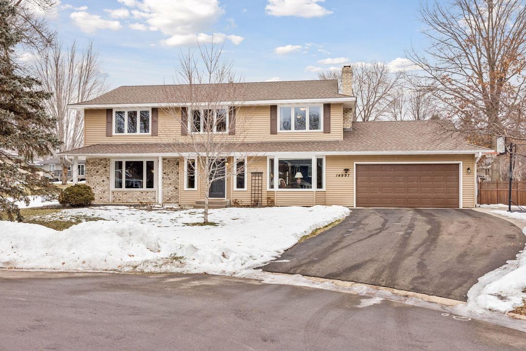 Photo of 14997 Williamsburg Court, Eden Prairie, MN 55347 (MLS # 7008487)