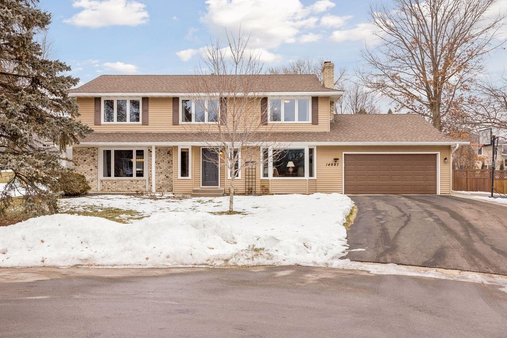 Photo of 14997 Williamsburg Court, Eden Prairie, MN 55347 (MLS # 7008487)