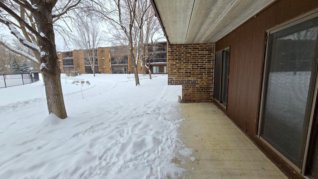 Photo of 35 Nathan Lane N #114, Plymouth, MN 55441 (MLS # 6826013)