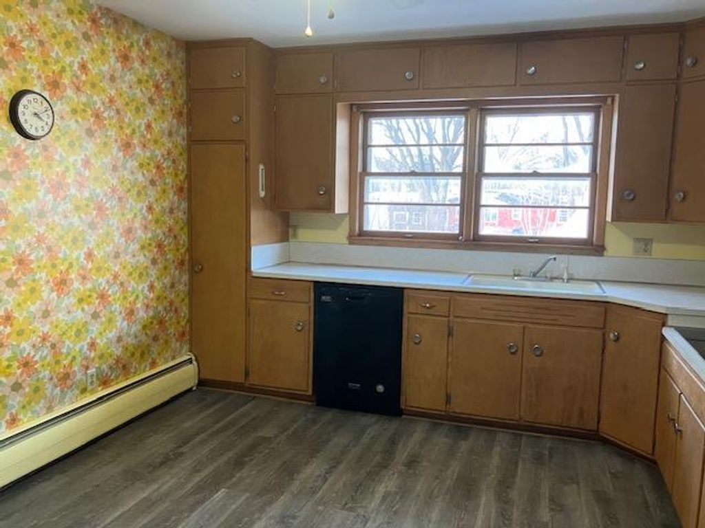 Photo of 235 9th Avenue SE, Waseca, MN 56093 (MLS # 7012452)