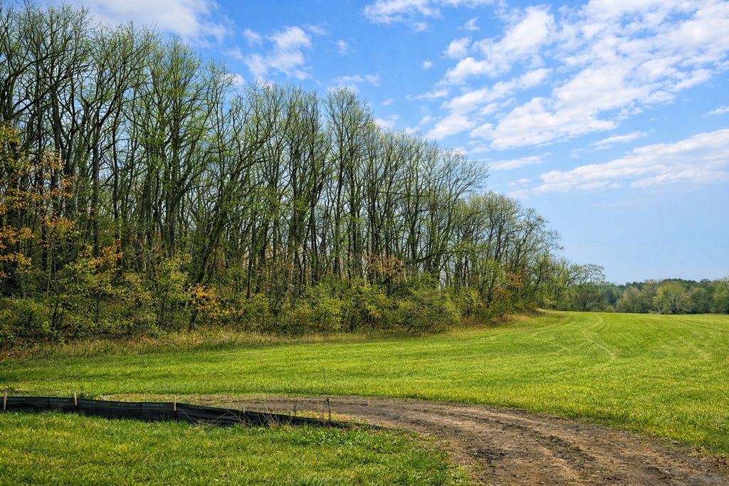 Photo of 20956 Horseshoe Court, Credit River, MN 55372 (MLS # 7036872)