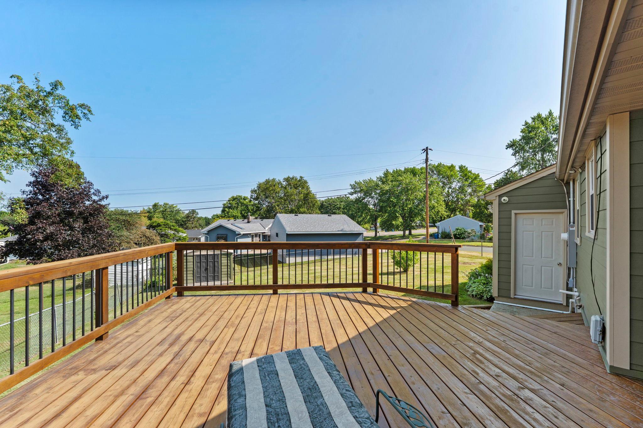 2435 Jansen Avenue