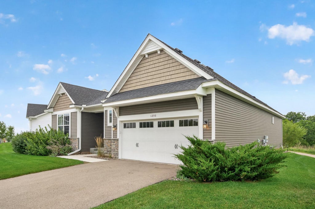 Photo of 1250 Oak Tree Court, Carver, MN 55315 (MLS # 7131240)