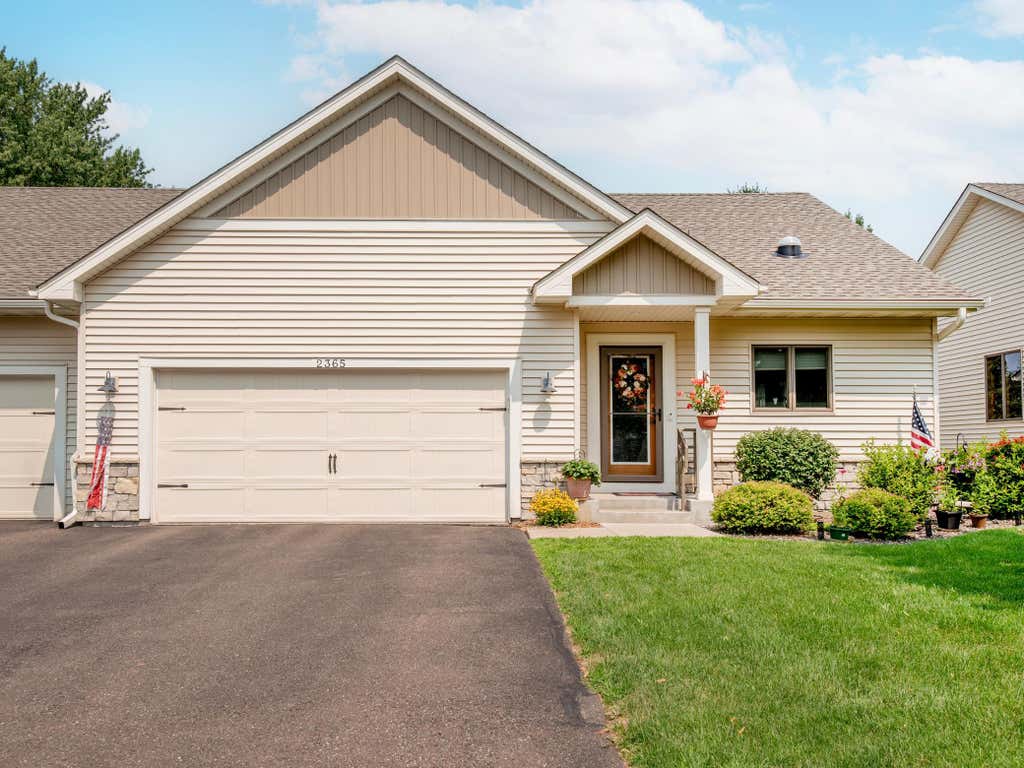 Photo of 2365 Skillman Avenue E, North Saint Paul, MN 55109 (MLS # 7122311)