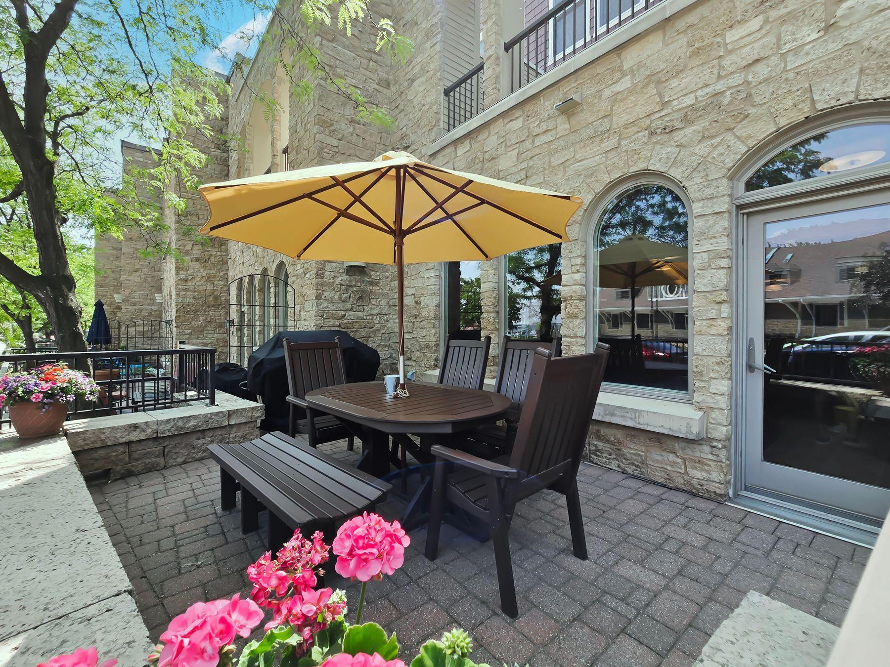 650 Main Street N B05