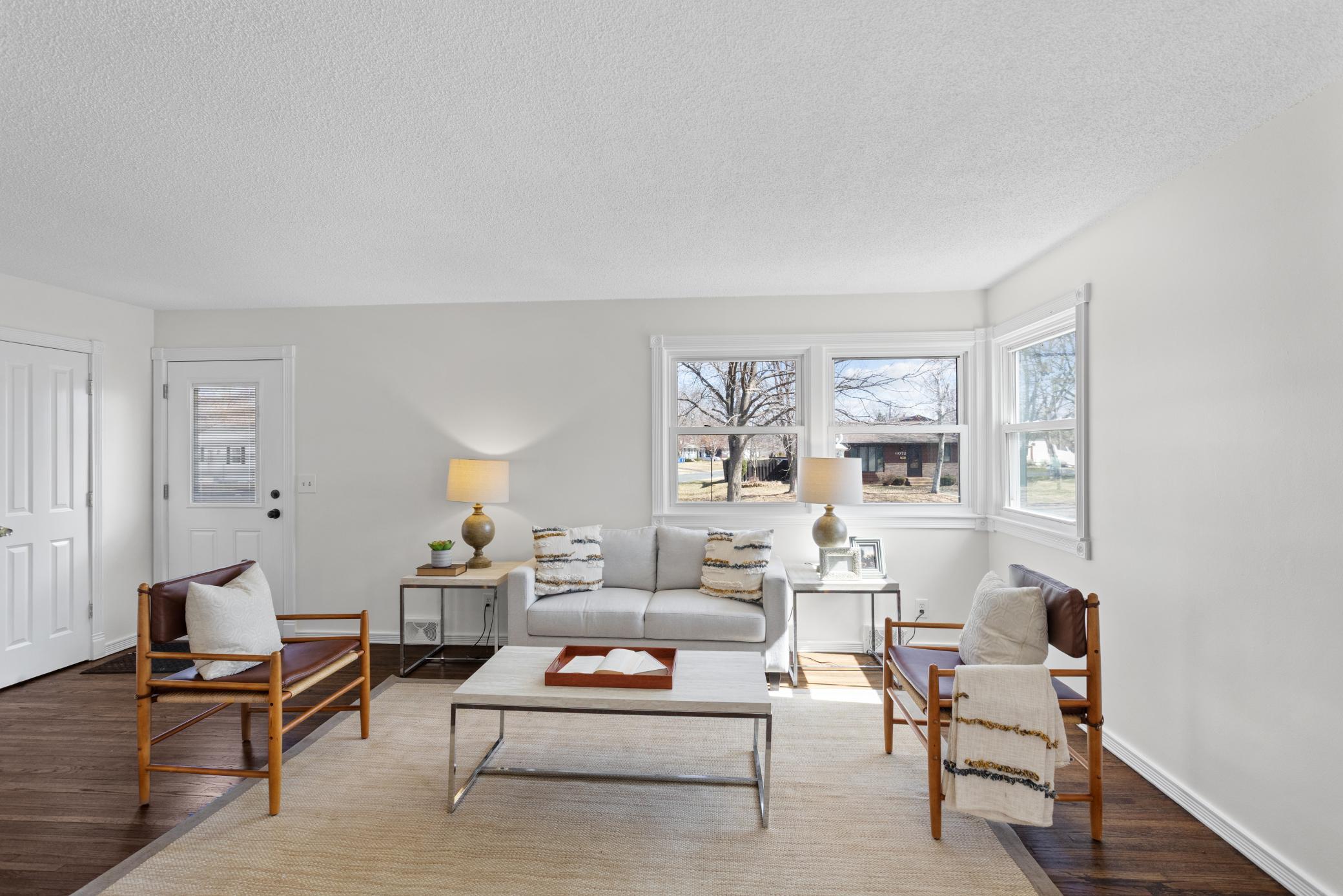 6109 Sumter Avenue N