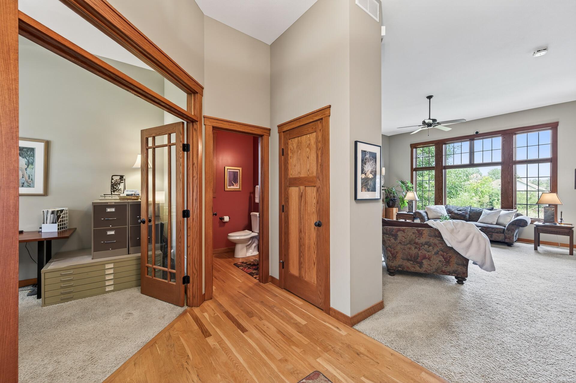 15729 Fairoaks Avenue N