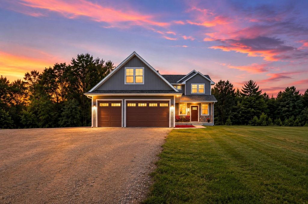Photo of 1998 57th Street, Somerset, WI 54025 (MLS # 7094213)