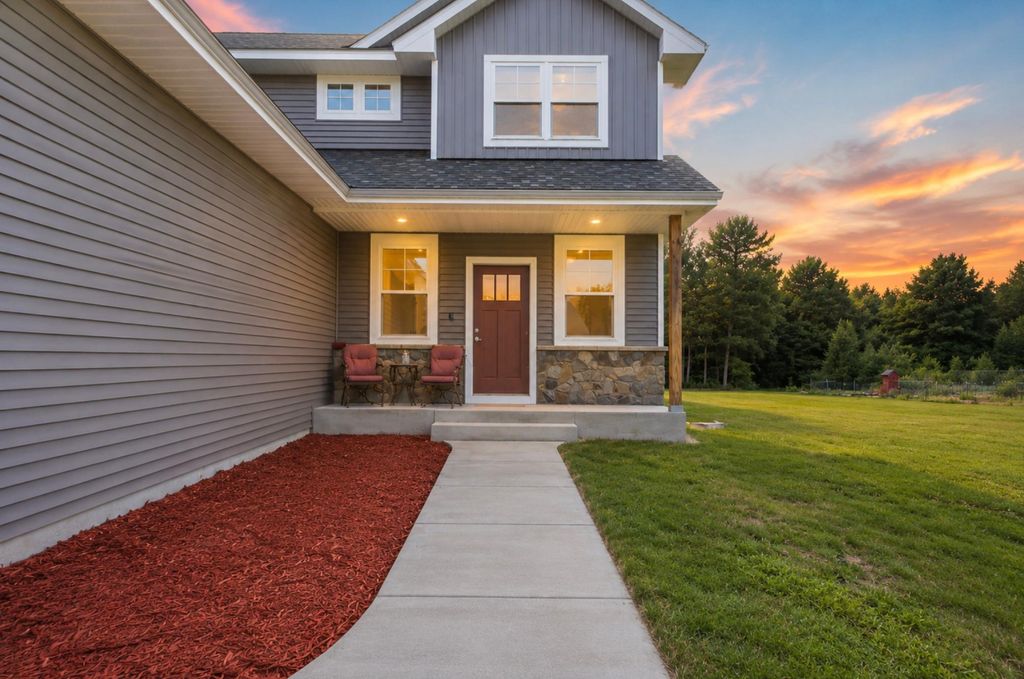 Photo of 1998 57th Street, Somerset, WI 54025 (MLS # 7094213)