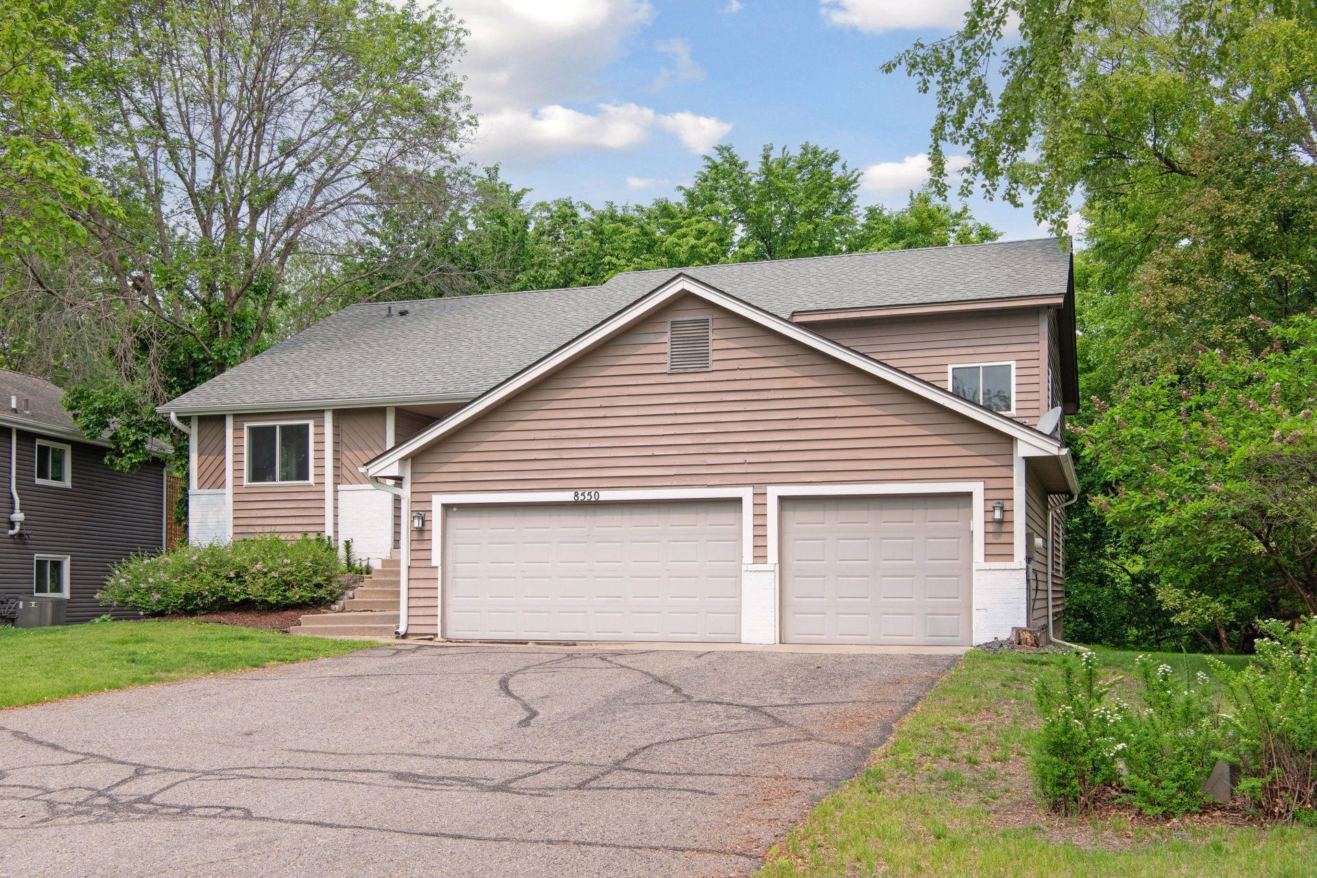 8550 Saratoga Lane