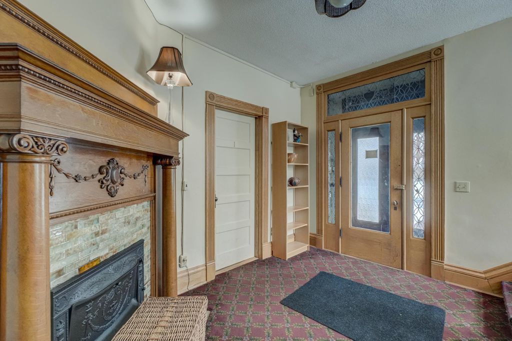 Photo of 1913 Carroll Avenue, Saint Paul, MN 55104 (MLS # 6818676)