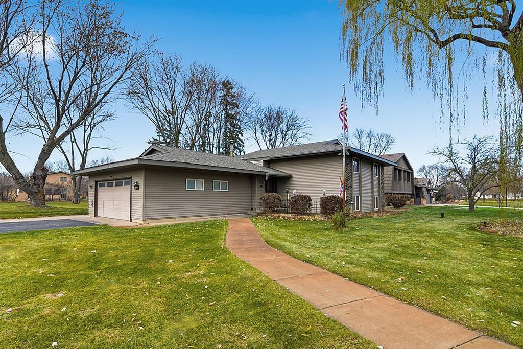 Photo of 1773 Wildwood Road, Saint Cloud, MN 56303 (MLS # 6800165)