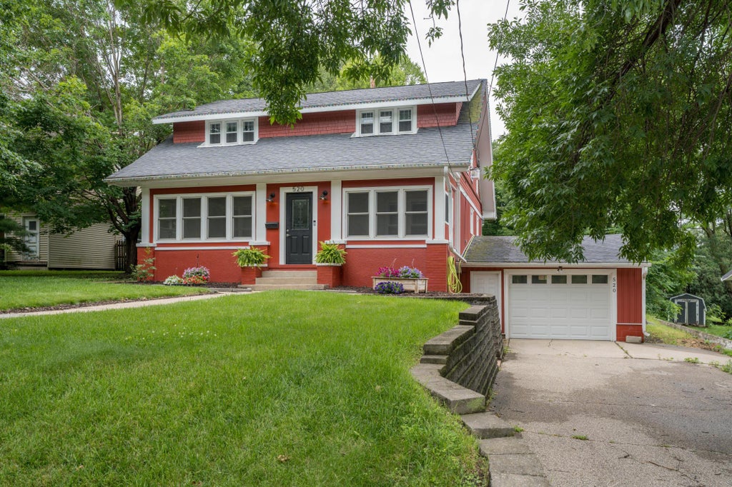 Photo of 520 3rd Street S, Waterville, MN 56096 (MLS # 7103586)