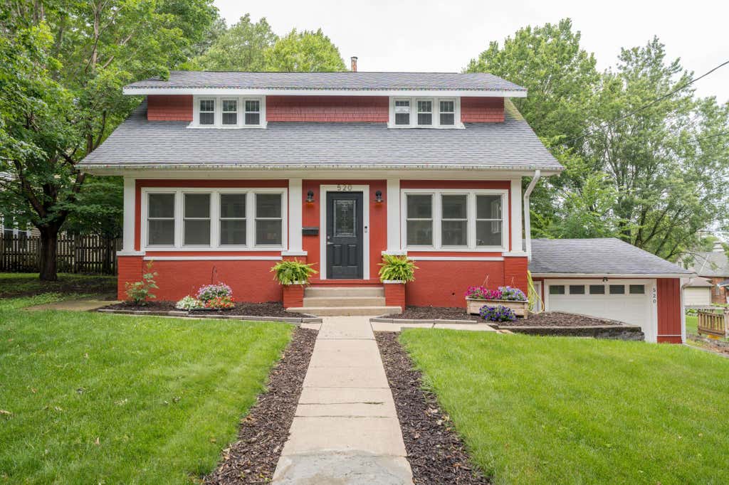 Photo of 520 3rd Street S, Waterville, MN 56096 (MLS # 7103586)