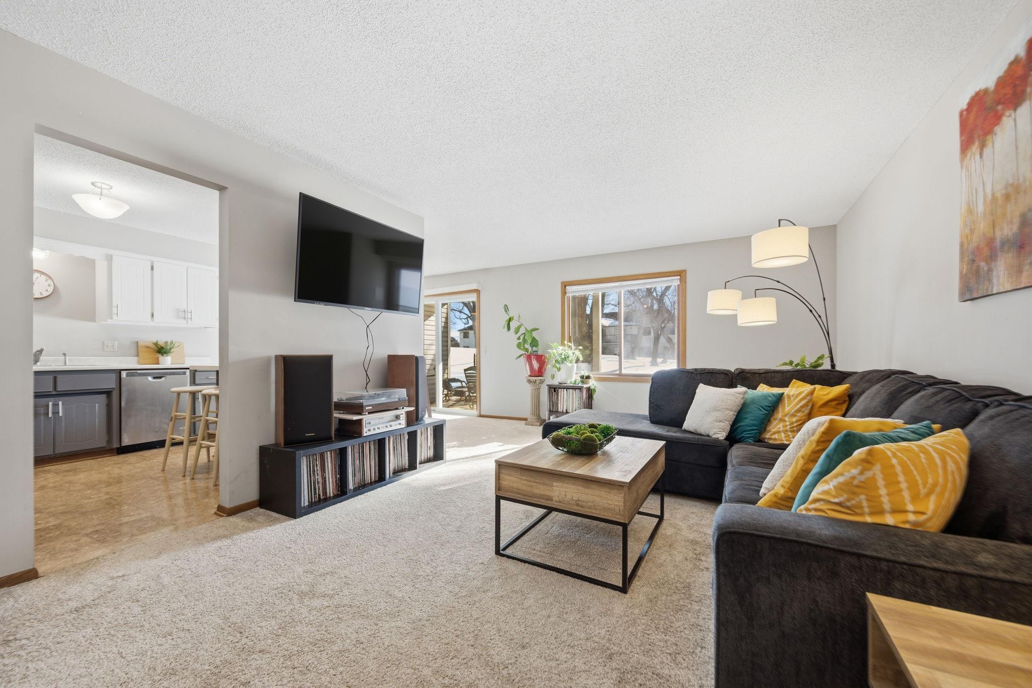 4340 Buckingham Court 1606