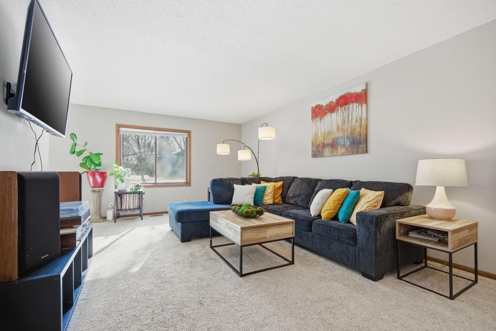 4340 Buckingham Court 1606