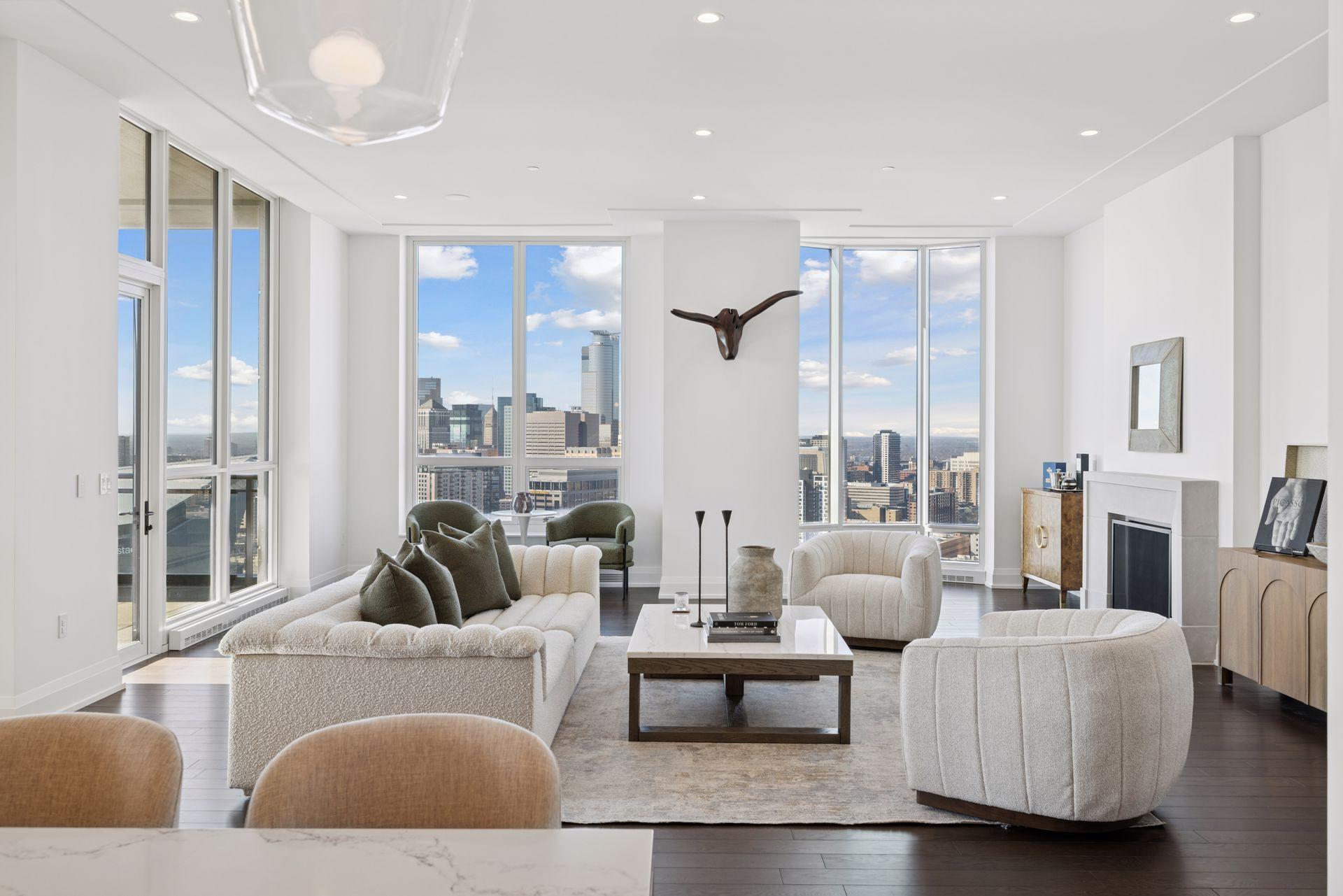 1111 W River Parkway 31B