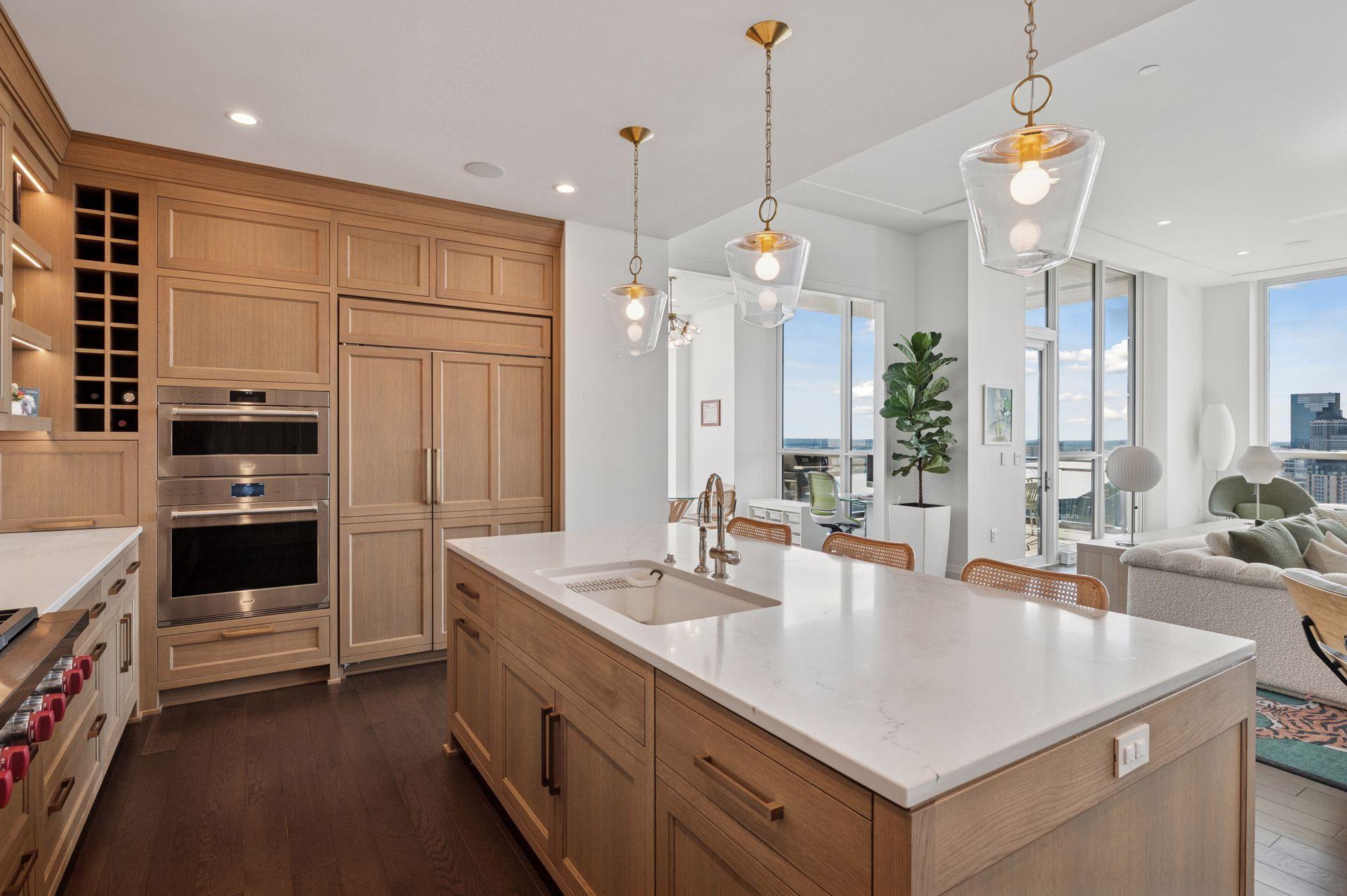 1111 W River Parkway 31B