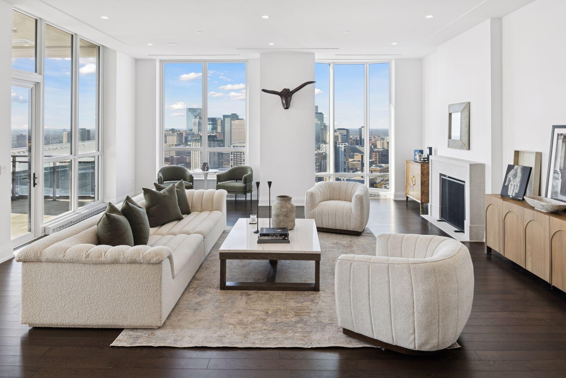 1111 W River Parkway 31B