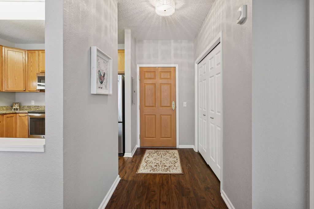 Photo of 100 Clydesdale Trail #101, Hamel, MN 55340 (MLS # 7019763)