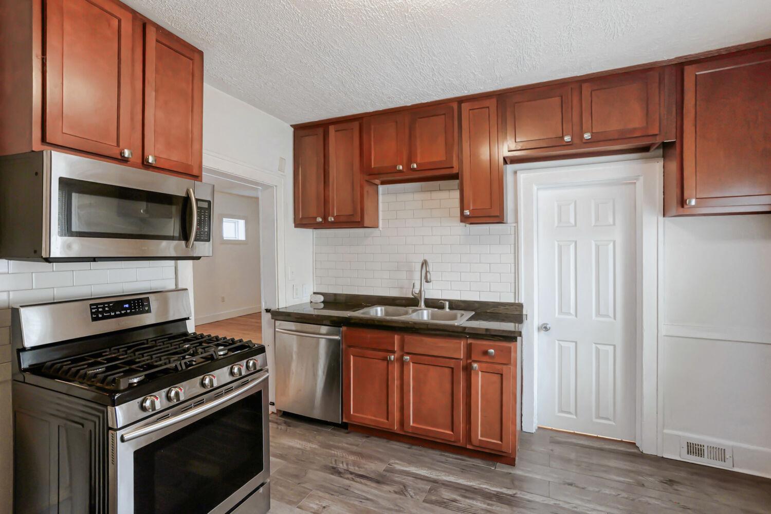 1010 Seminary Avenue